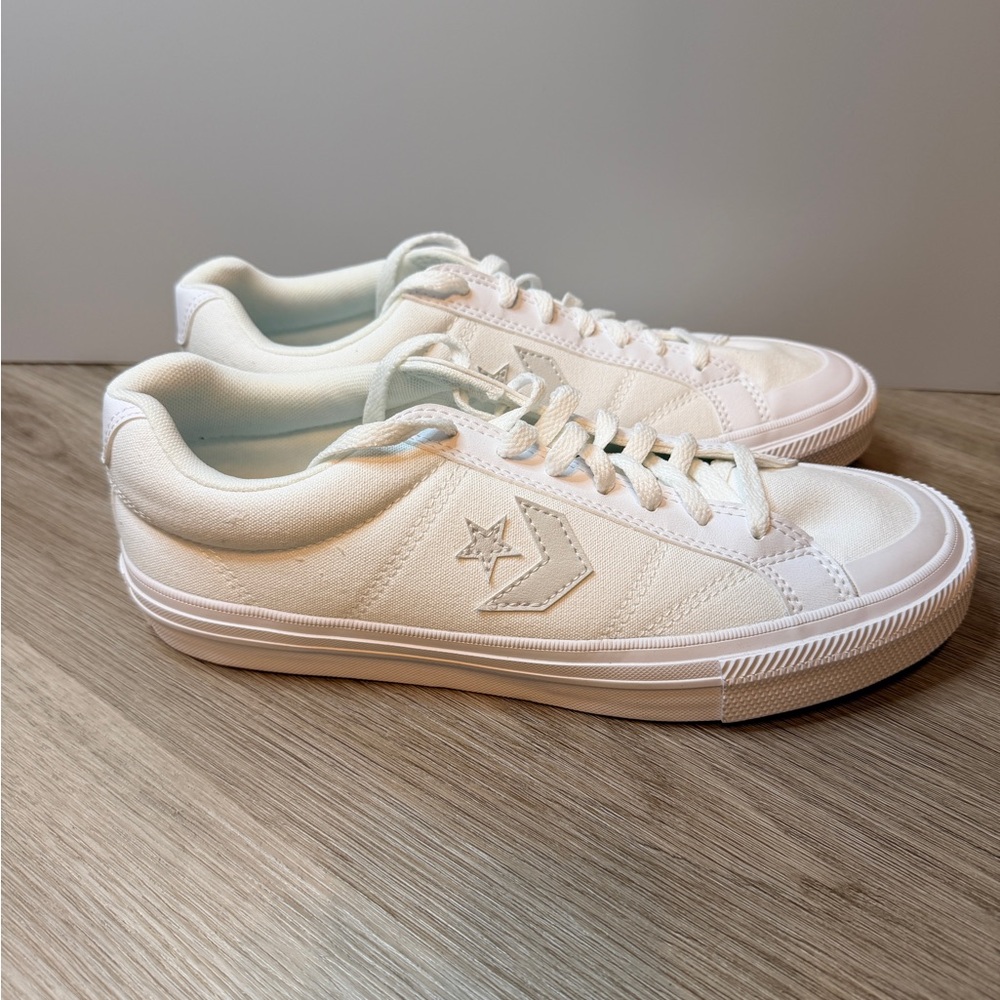 Converse Low-Top Casual Mens Sneakers